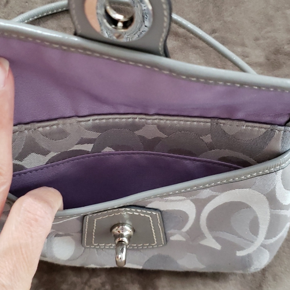 Classic Coach Wristlet - Picture 8 of 8